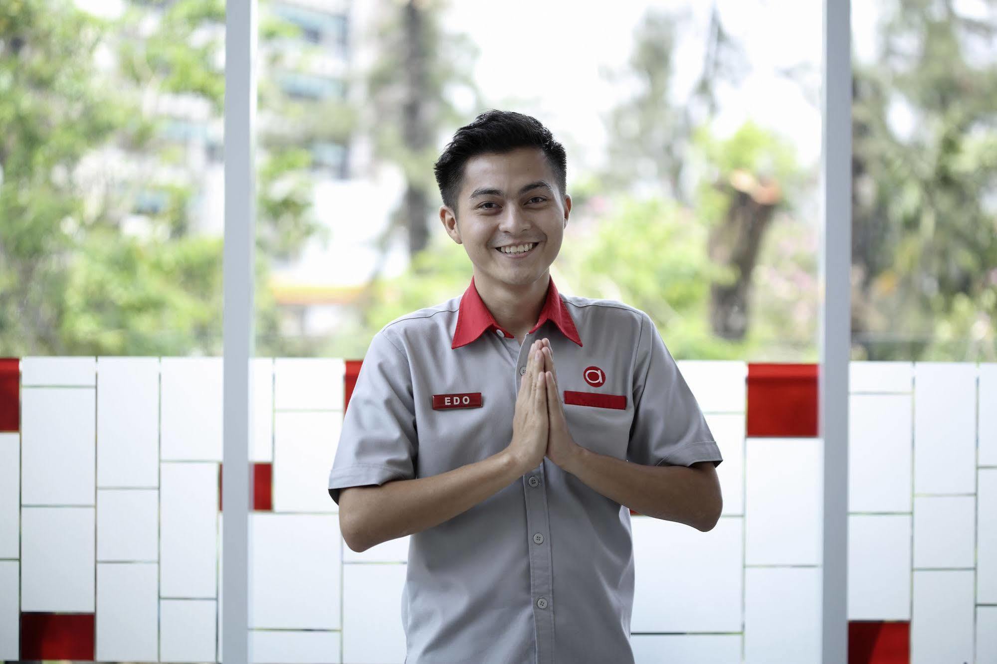 โรงแรมอมาริส ดร.ซูซิล โกรกอล จาการ์ตา ภายนอก รูปภาพ